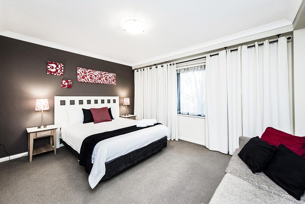 פרת'' Airexec Apartments מראה חיצוני תמונה