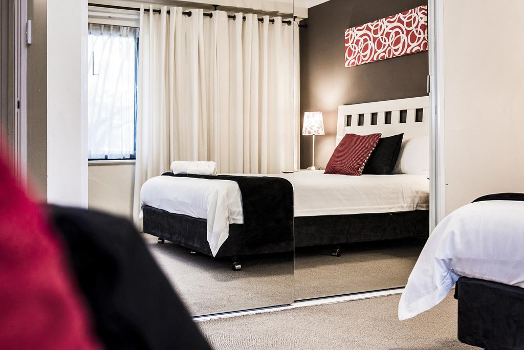 פרת'' Airexec Apartments מראה חיצוני תמונה