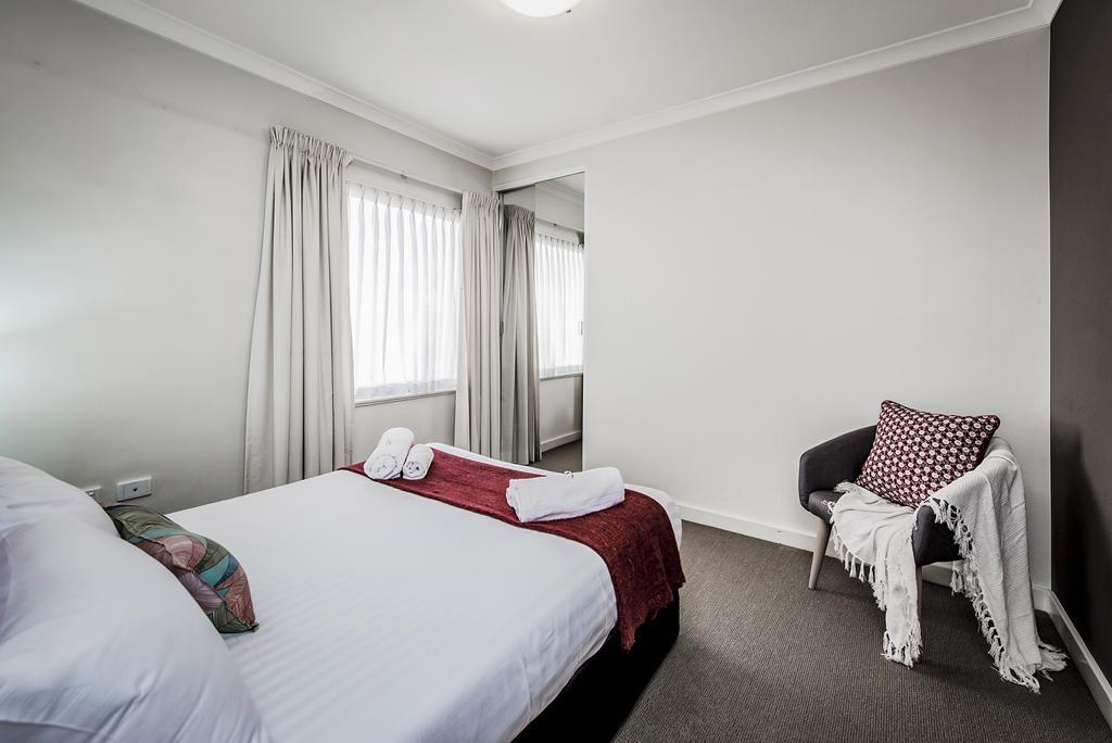פרת'' Airexec Apartments מראה חיצוני תמונה