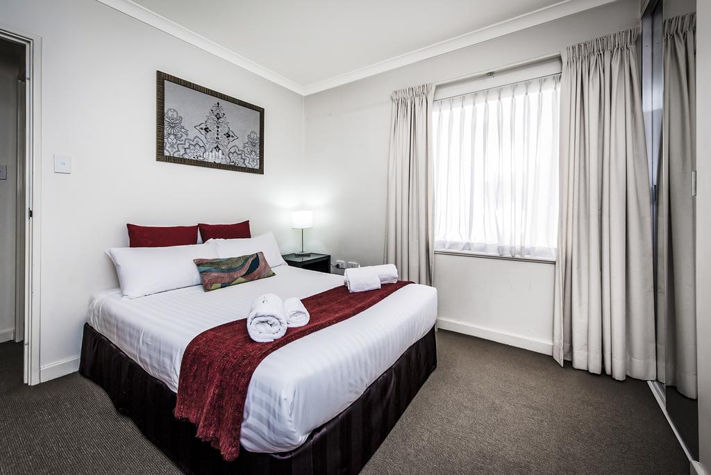 פרת'' Airexec Apartments מראה חיצוני תמונה